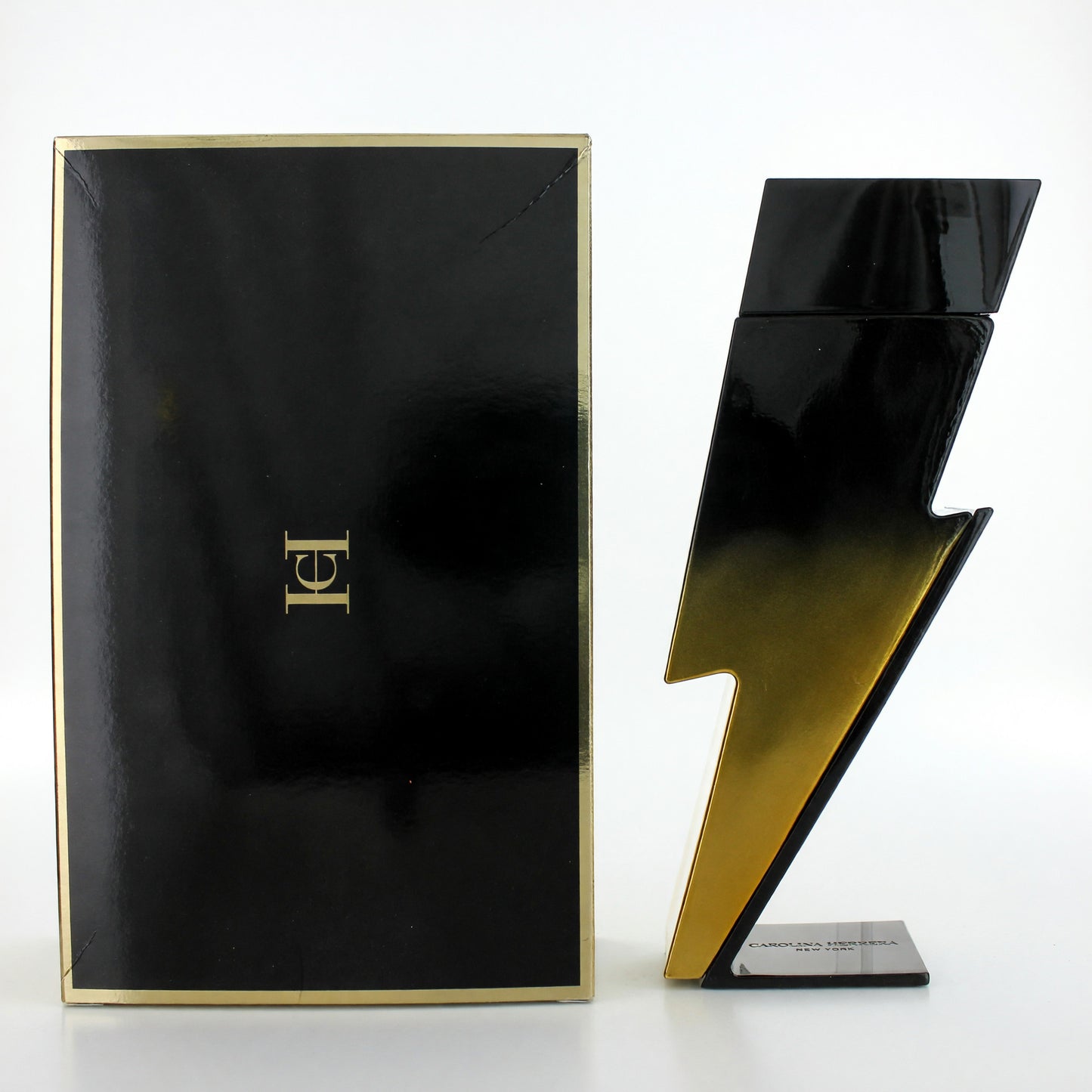 Bad Boy Extreme de Carolina Herrera, 5.1oz Eau De Pafum Extreme Spray para hombres